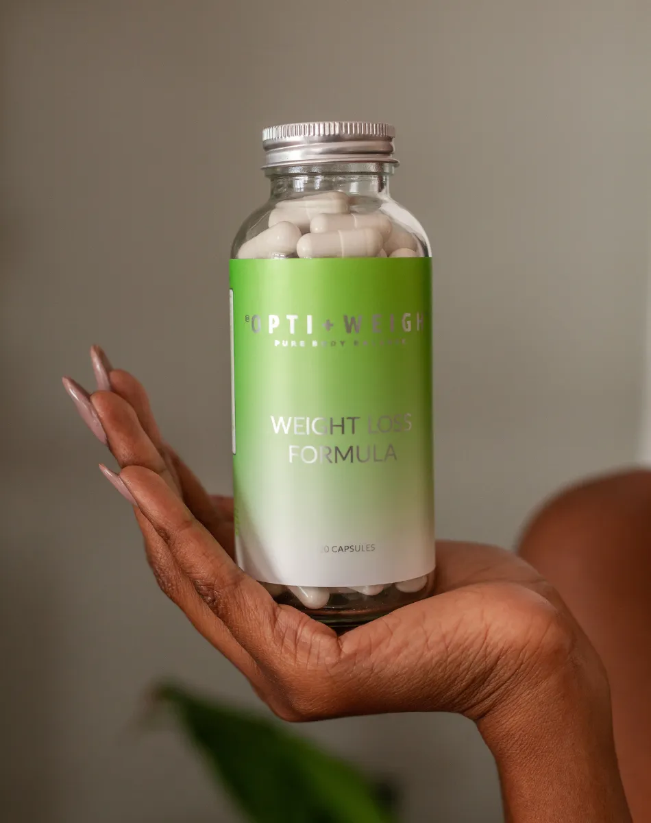 Opti+Weigh bottle held in hand